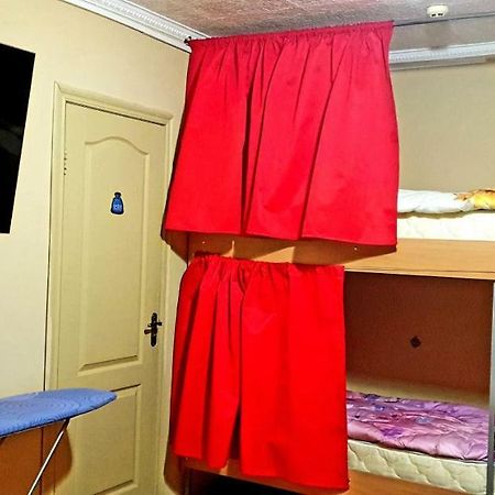 Hostel 777 Киев Экстерьер фото